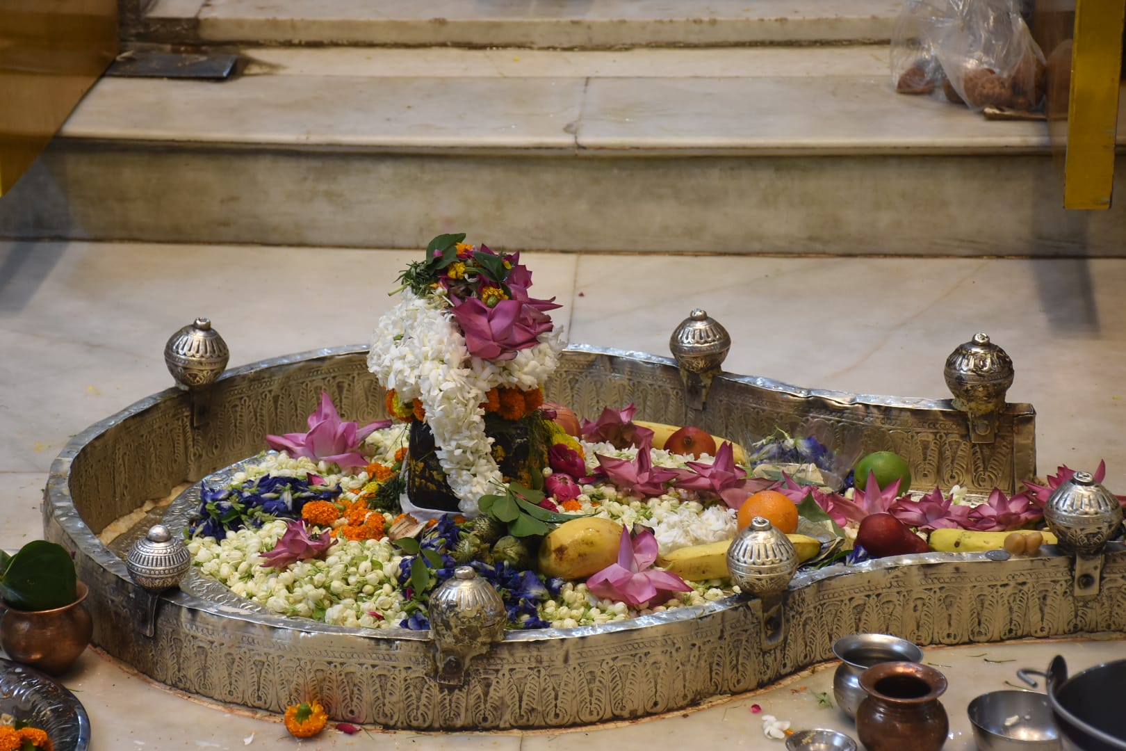 आज शिव की भक्ति में डूबेगी लक्ष्मण नगरी आज शिव की भक्ति में डूबेगी लक्ष्मण नगरी