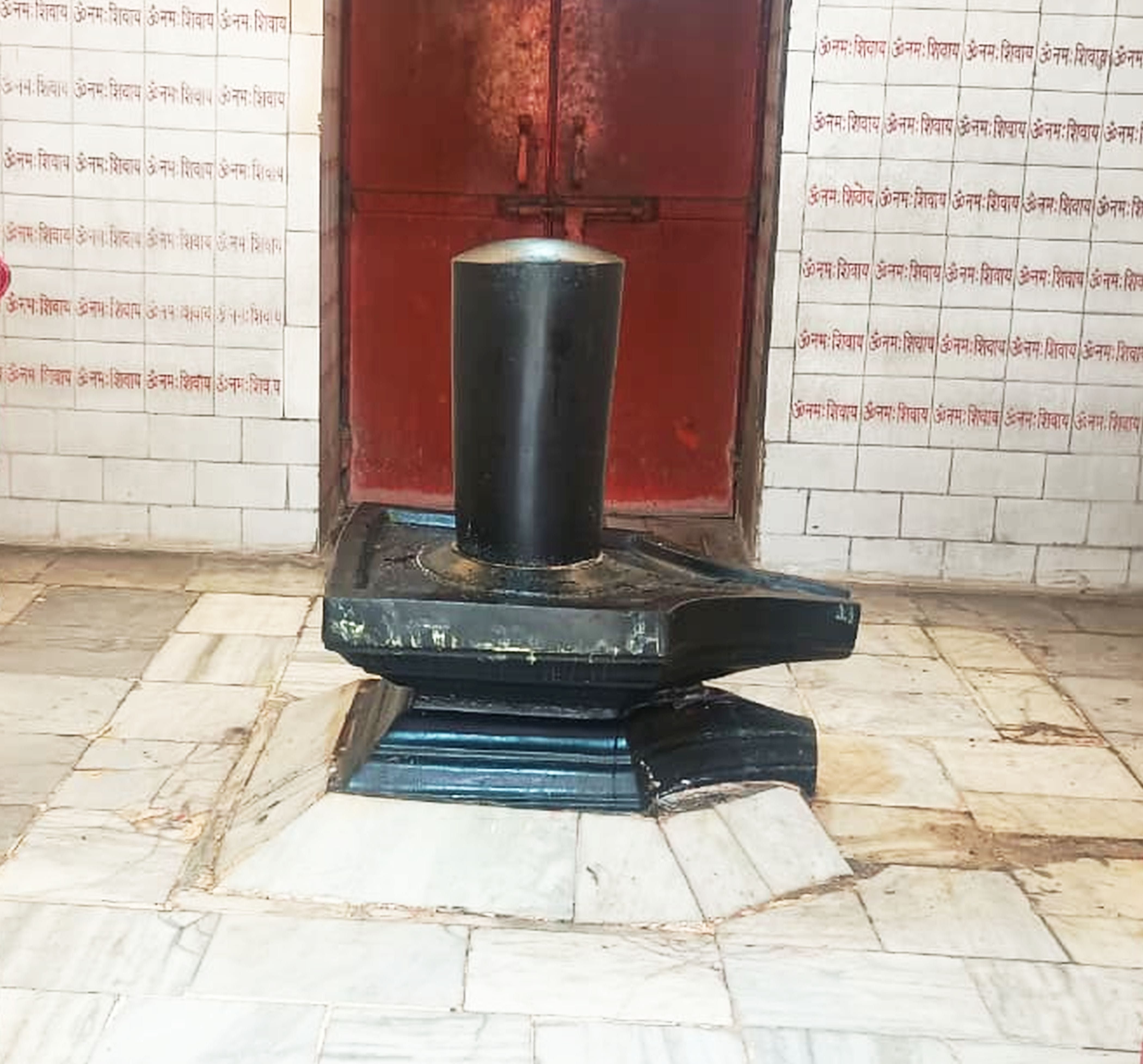 फोटो-23-विजयीपुर के आधेश्वर धाम का बदहाल मार्ग। संवाद फोटो-23-विजयीपुर के आधेश्वर धाम का बदहाल मार्ग। संवाद