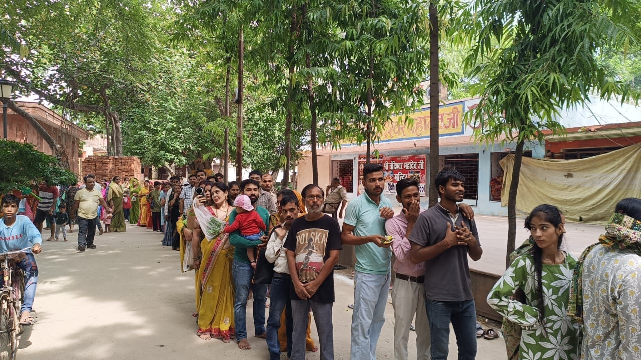 फोटो 32 श्री भीमसेन मंदिर में दर्शन के लिए पहुंचे श्रद्धालु। संवाद फोटो 32 श्री भीमसेन मंदिर में दर्शन के लिए पहुंचे श्रद्धालु। संवाद