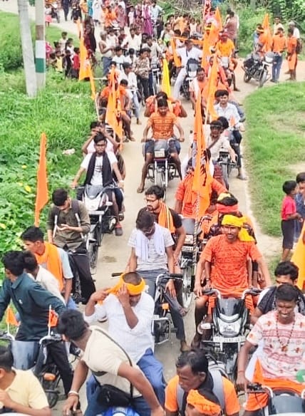 कस्बा बरखेड़ा में कछला रबाना होते काबडियो का जत्था संवाद कस्बा बरखेड़ा में कछला रबाना होते काबडियो का जत्था संवाद
