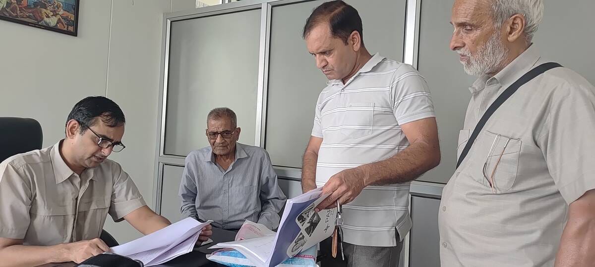 धर्मशाला के आईएमए भवन में निशुल्क चिकित्सा शिविर के साथ आयोजित कार्यक्रम में ईस्कॉन संस्था के धर्मशाला के आईएमए भवन में निशुल्क चिकित्सा शिविर के साथ आयोजित कार्यक्रम में ईस्कॉन संस्था के