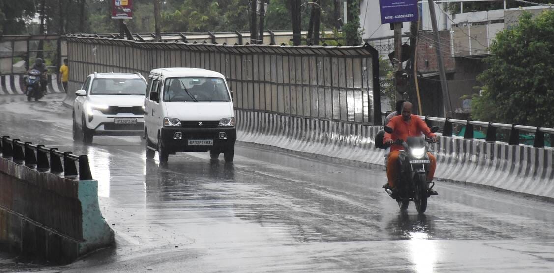 राजधानी में सोमवार को कई इलाकों में बारिश हुई। 