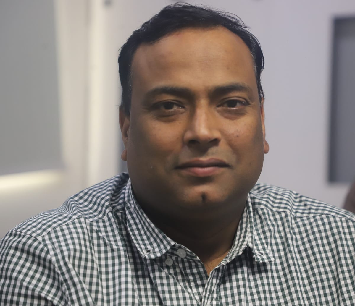 ग्रेटर नोएडा के औद्योगिक सेक्टर ईपीआईपी (साइट-5) में बारिश के बाद सड़को पर हो जाता है जलभराव। आ