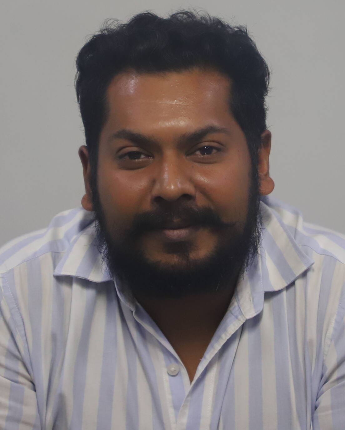 ग्रेटर नोएडा के औद्योगिक सेक्टर ईपीआईपी (साइट-5) में बारिश के बाद सड़को पर हो जाता है जलभराव। आ