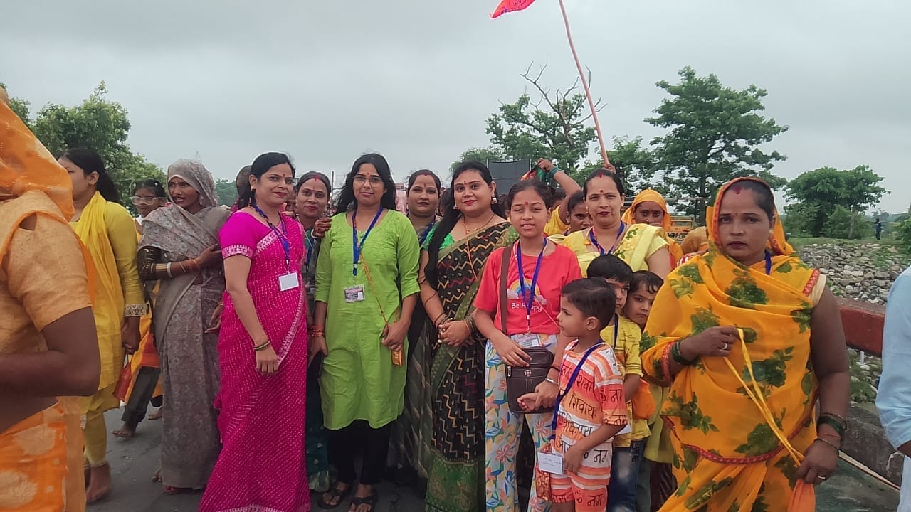 कांवड़ियों के लिए लगाया चाय पकौड़ी और खिचड़ी का लंगर। स्राेत आयोजक कांवड़ियों के लिए लगाया चाय पकौड़ी और खिचड़ी का लंगर। स्राेत आयोजक