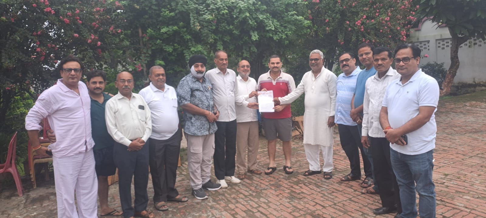 कांवड़ियों के लिए लगाया चाय पकौड़ी और खिचड़ी का लंगर। स्राेत आयोजक कांवड़ियों के लिए लगाया चाय पकौड़ी और खिचड़ी का लंगर। स्राेत आयोजक