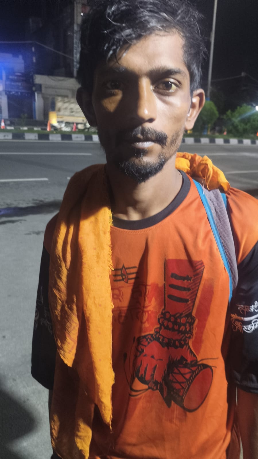 दौराला - दिल्ली राजौरी गार्डन निवासी विजय। कांवड़ वाली खबर के साथ। स्रोत: संवाद दौराला - दिल्ली राजौरी गार्डन निवासी विजय। कांवड़ वाली खबर के साथ। स्रोत: संवाद