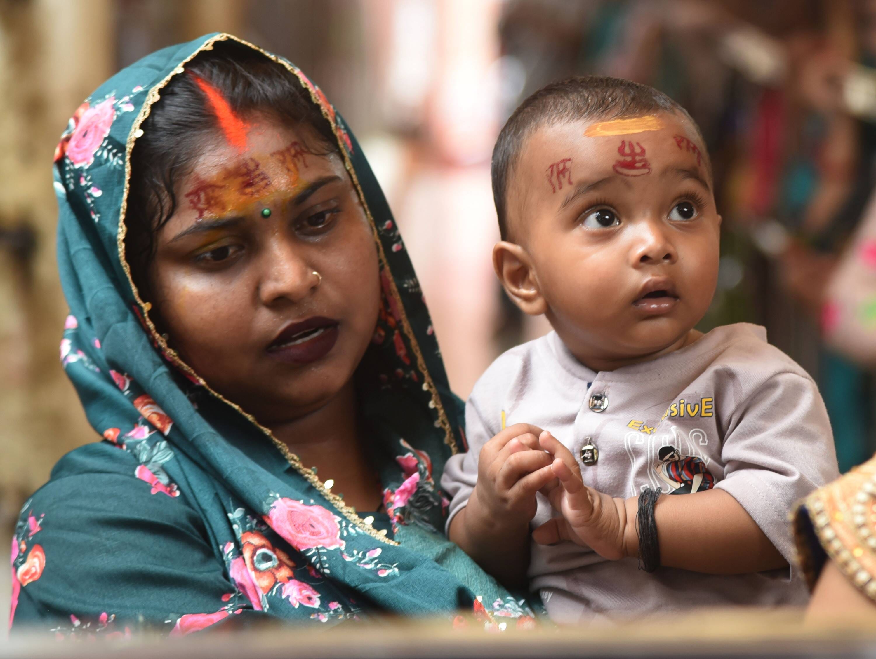 सावन के पहले बुधवार पर बुद्धेश्वर मंदिर में उमड़ी आस्था