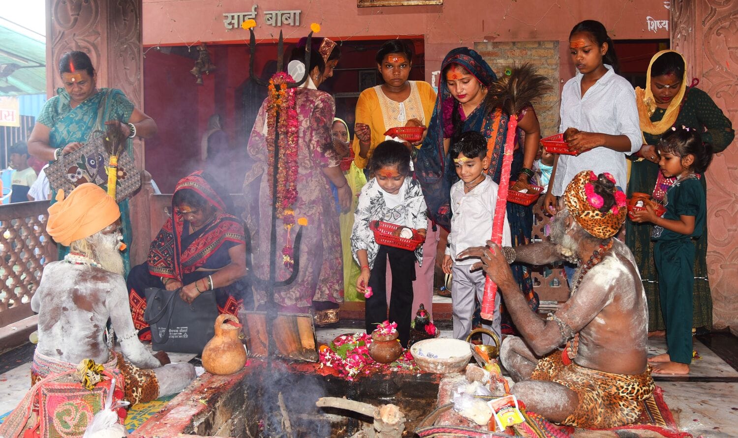 सावन के पहले बुधवार पर बुद्धेश्वर मंदिर में उमड़ी आस्था