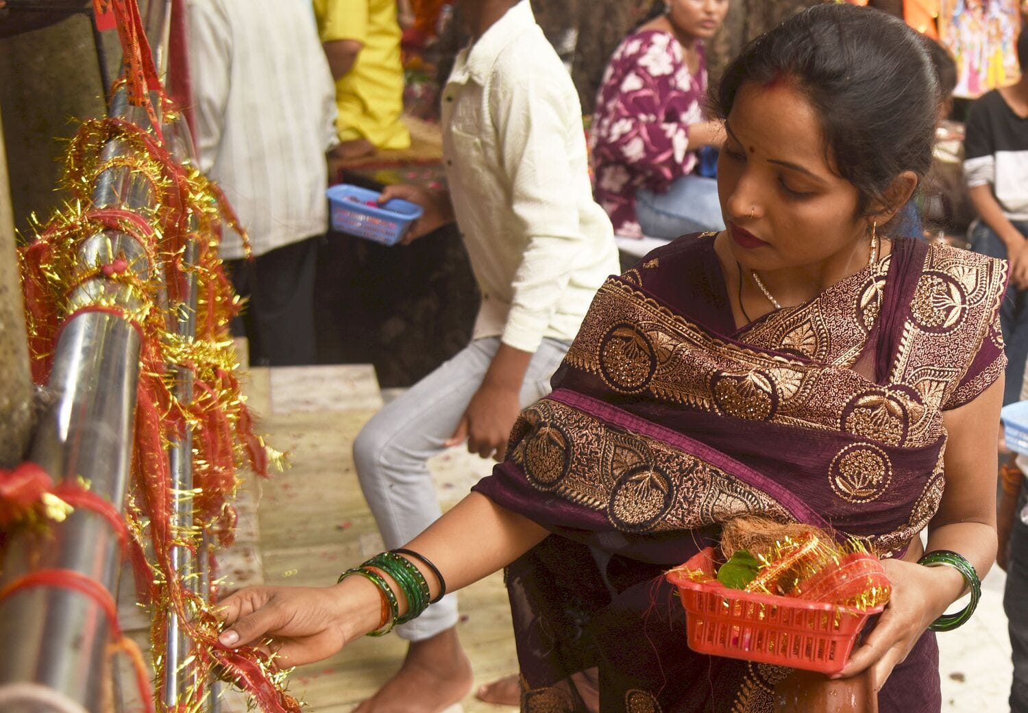 सावन के पहले बुधवार पर बुद्धेश्वर मंदिर में उमड़ी आस्था
