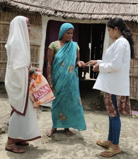 देशराज टांडा में रास्ते पर भरा पानी। स्रोत ग्रामीण देशराज टांडा में रास्ते पर भरा पानी। स्रोत ग्रामीण