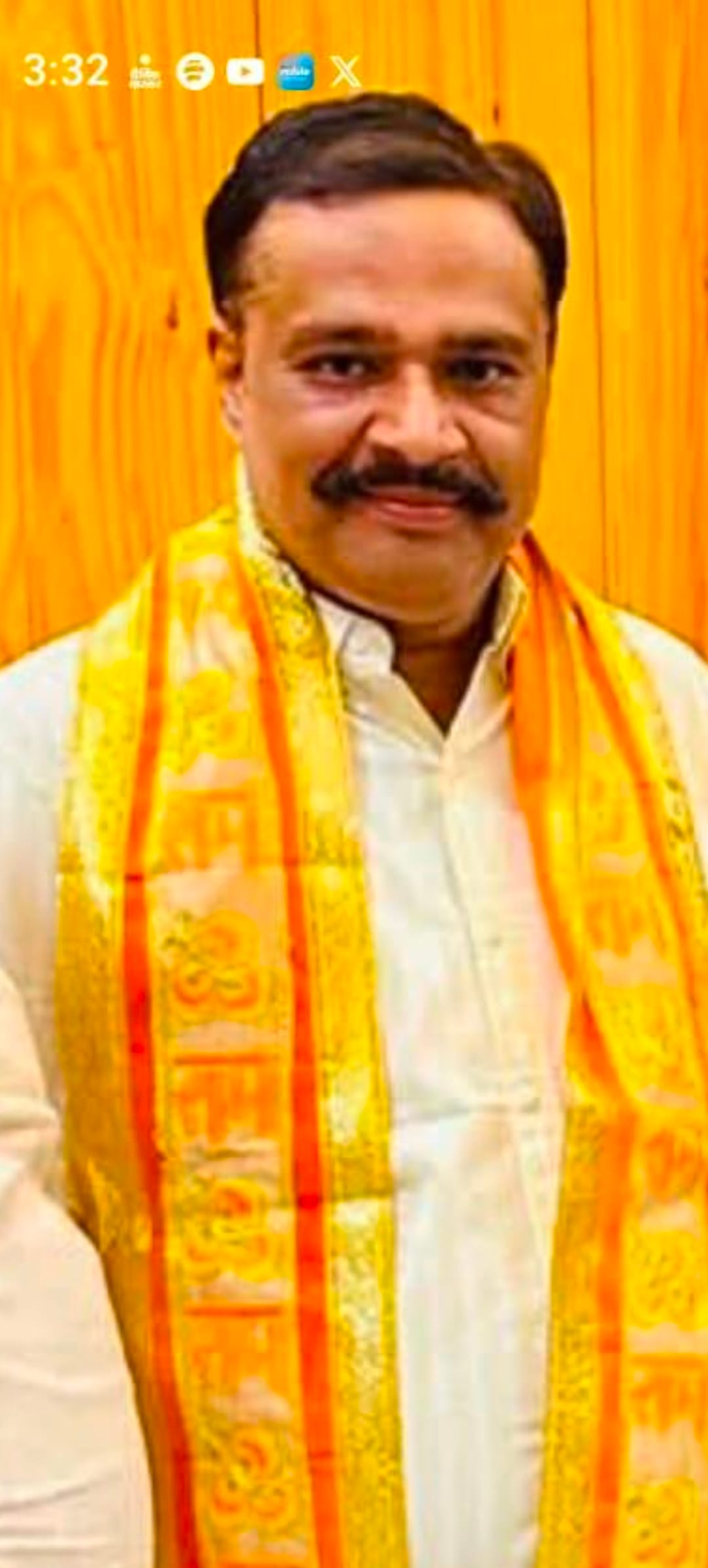 अनुज की फाइल फोटो व सोशल मीडिया पर लाइव विधायक ज्ञान तिवारी व उनकी पुत्री डॉ. प्रज्ञा। अनुज की फाइल फोटो व सोशल मीडिया पर लाइव विधायक ज्ञान तिवारी व उनकी पुत्री डॉ. प्रज्ञा।