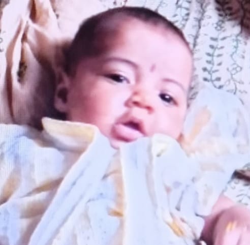 बुढ़ाना। हबीबपुर सीकरी गांव में घटना स्थल पर ग्रामीणों की भीड़। स्रोत ग्रामीण