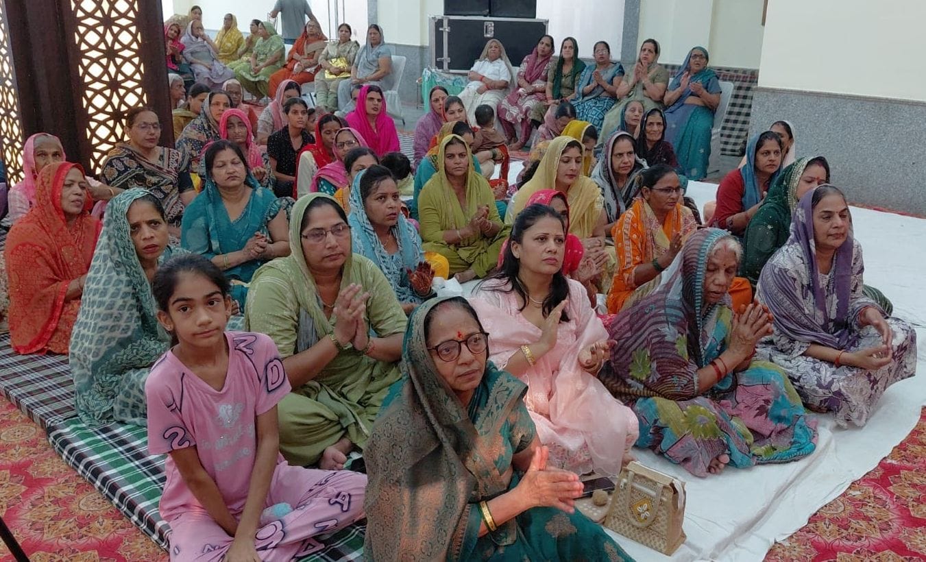 फोटो 06जेएनडी17-कथा वाचक अरविंद शास्त्री महाराज। स्रोत श्रद्धालु