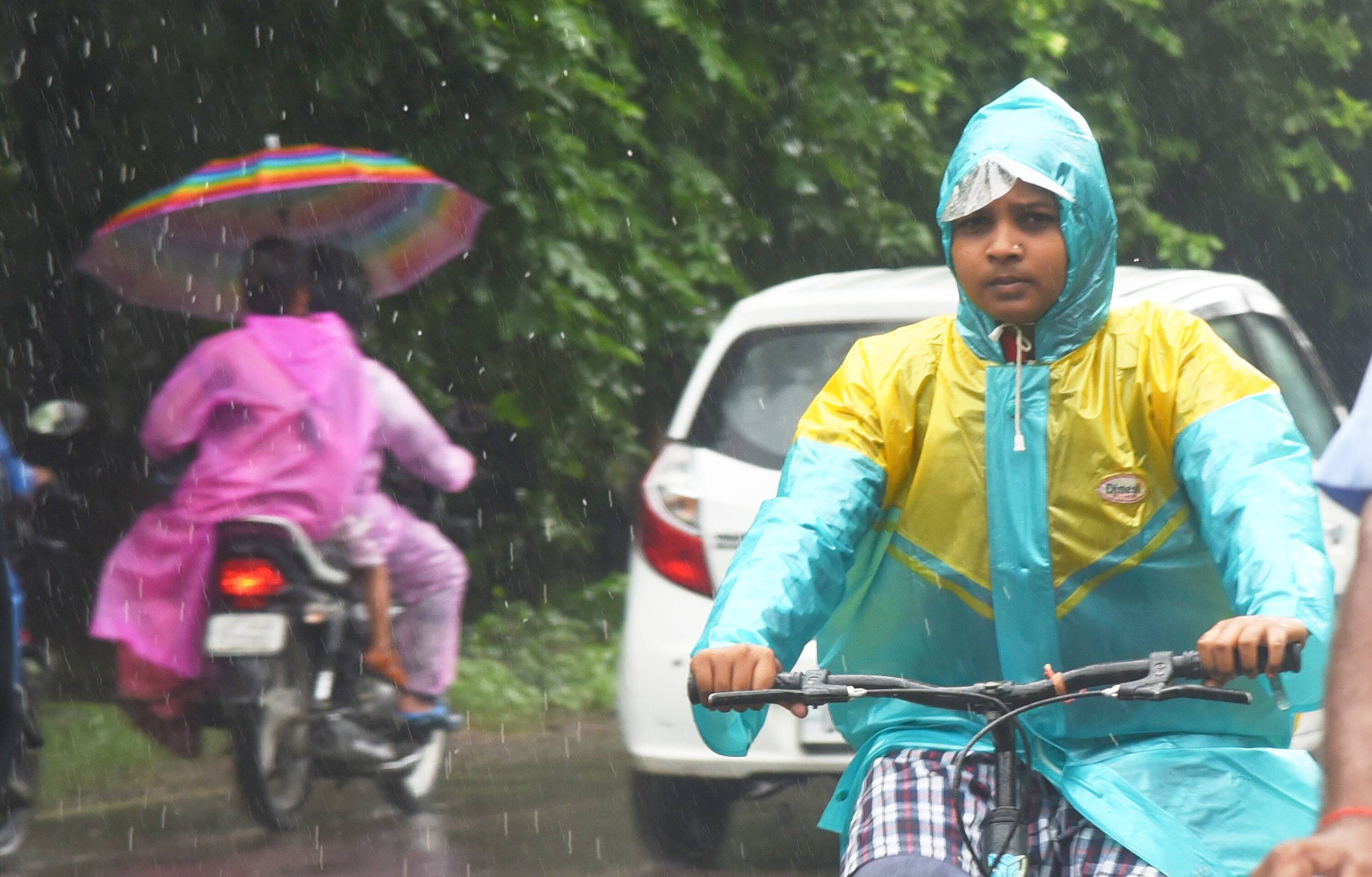 राजधानी में बृहस्पतिवार को बारिश हुई राजधानी में बृहस्पतिवार को बारिश हुई