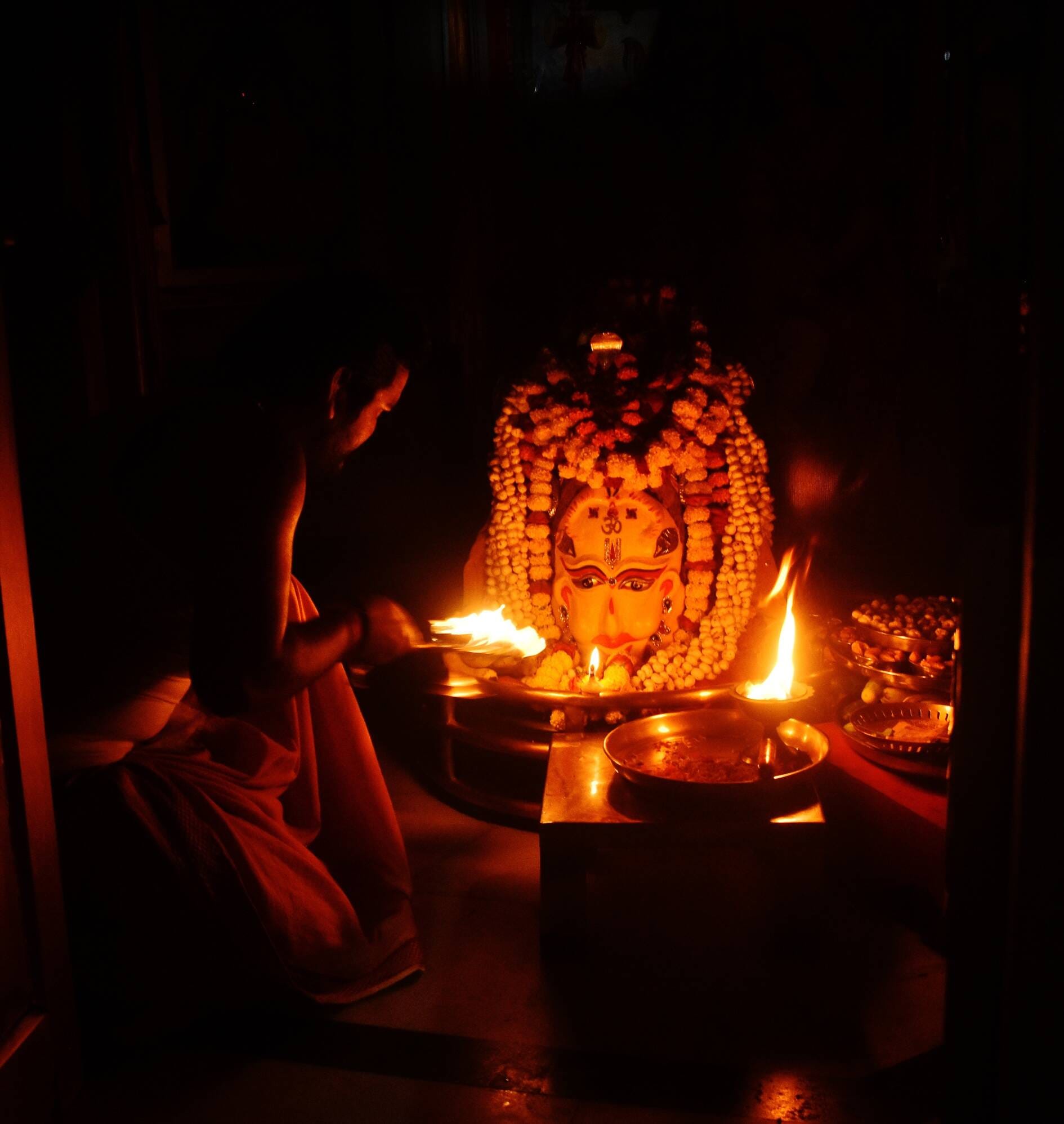 सावन मास में शहर शिव भक्ति में डूबा