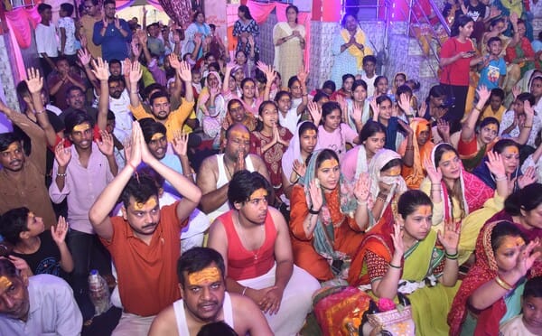 सावन मास में शहर शिव भक्ति में डूबा