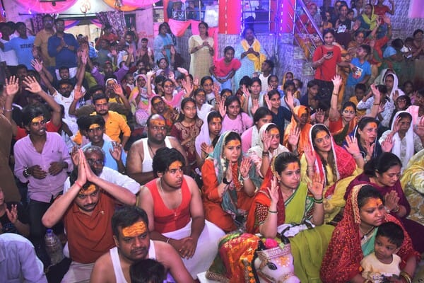सावन मास में शहर शिव भक्ति में डूबा