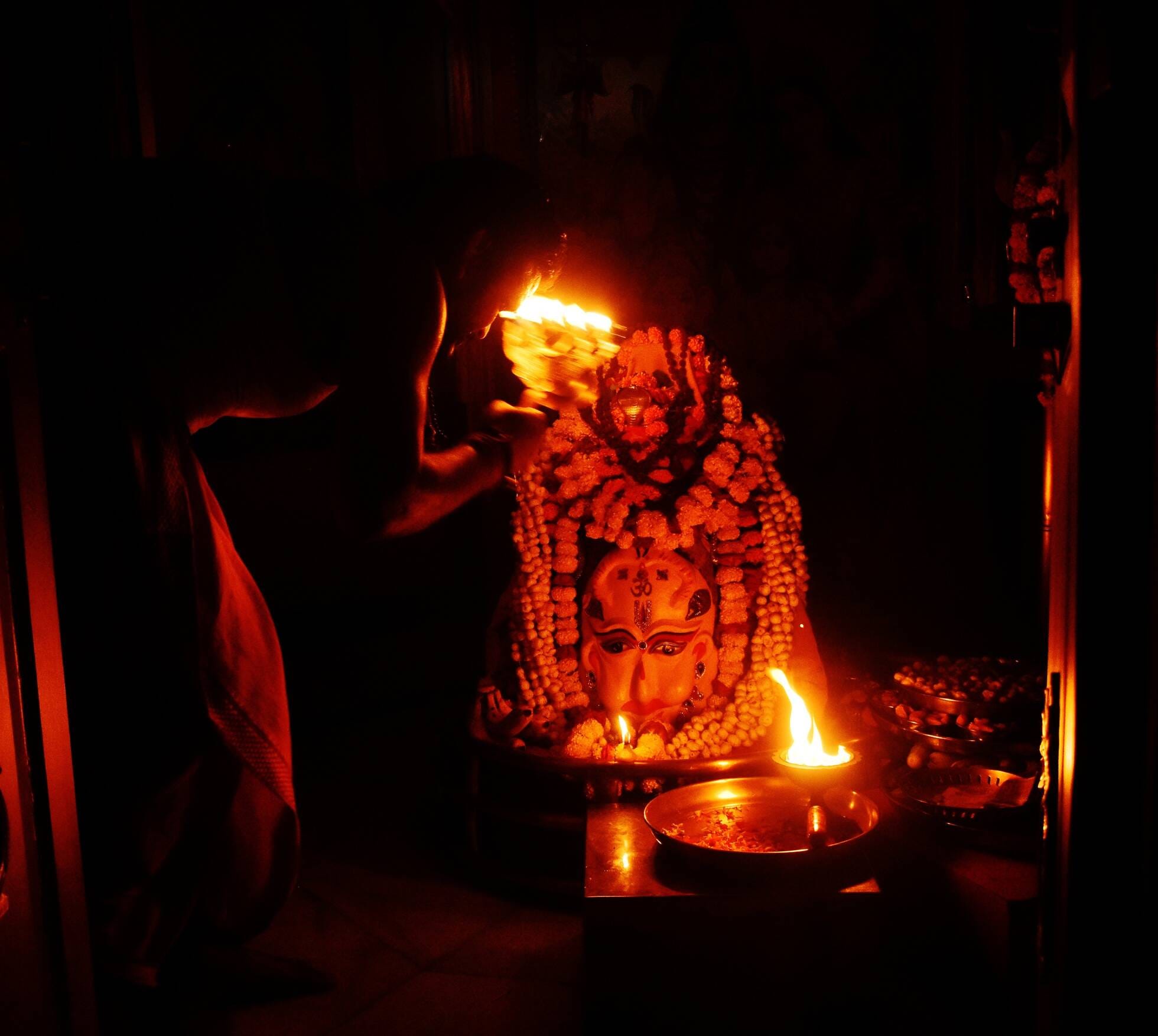 सावन मास में शहर शिव भक्ति में डूबा