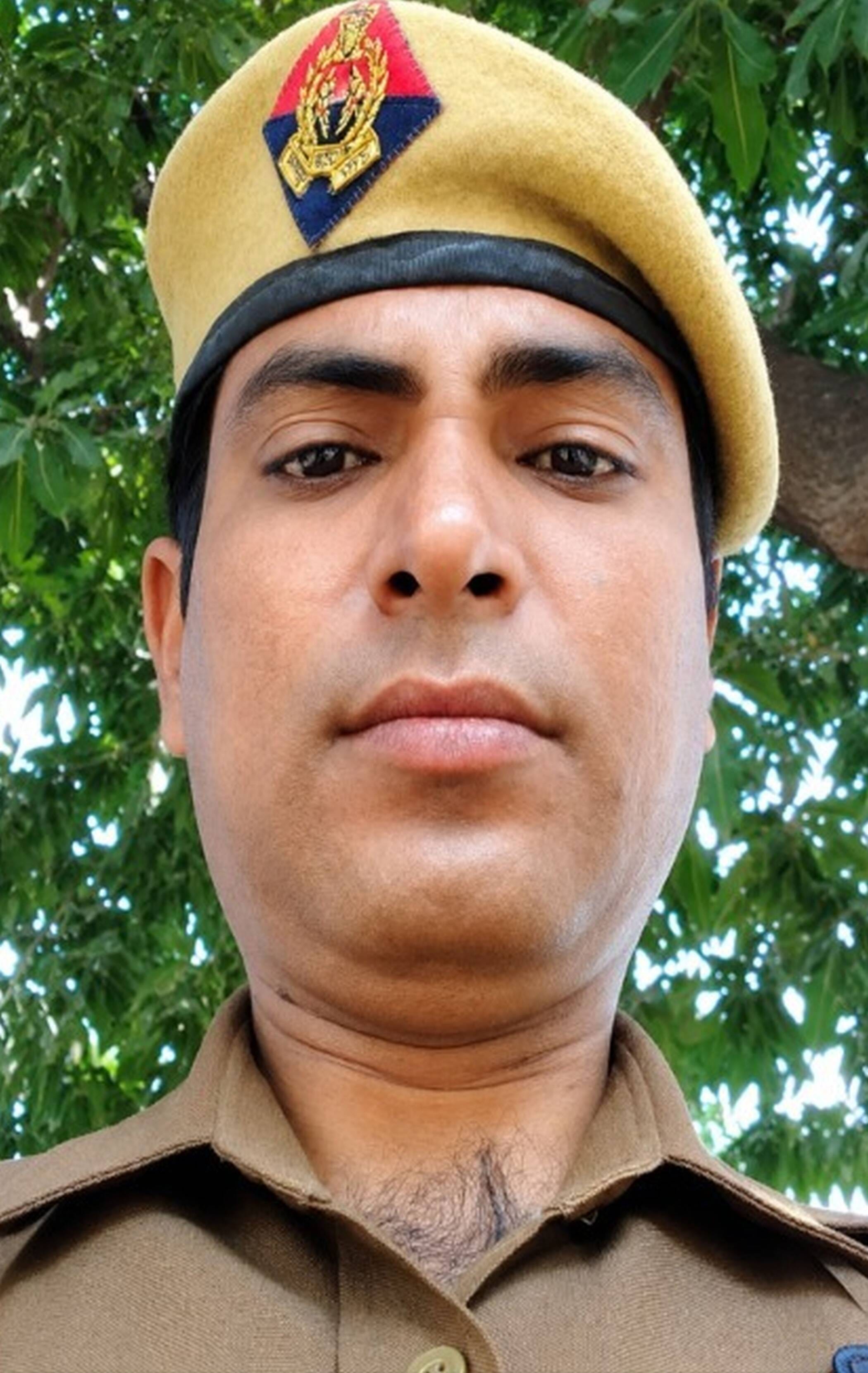 फोटो-44-कांस्टेबल विजय कुमार यादव। स्रोत: पुलिस