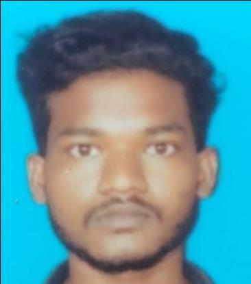 अनपरा में परिजनों से मृतक युवक की जानकारी लेती पुलिस। स्रोत जागरूक पाठक अनपरा में परिजनों से मृतक युवक की जानकारी लेती पुलिस। स्रोत जागरूक पाठक
