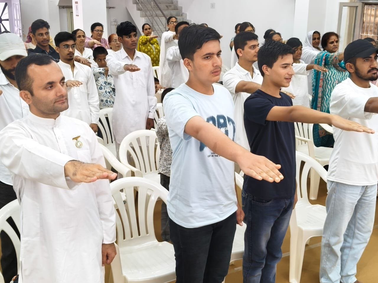 ब्रहमाकुमारीज आश्रम नाहन में विशेष अतिथि का संदेश देती ब्रहमकुमारीज। संवाद ब्रहमाकुमारीज आश्रम नाहन में विशेष अतिथि का संदेश देती ब्रहमकुमारीज। संवाद