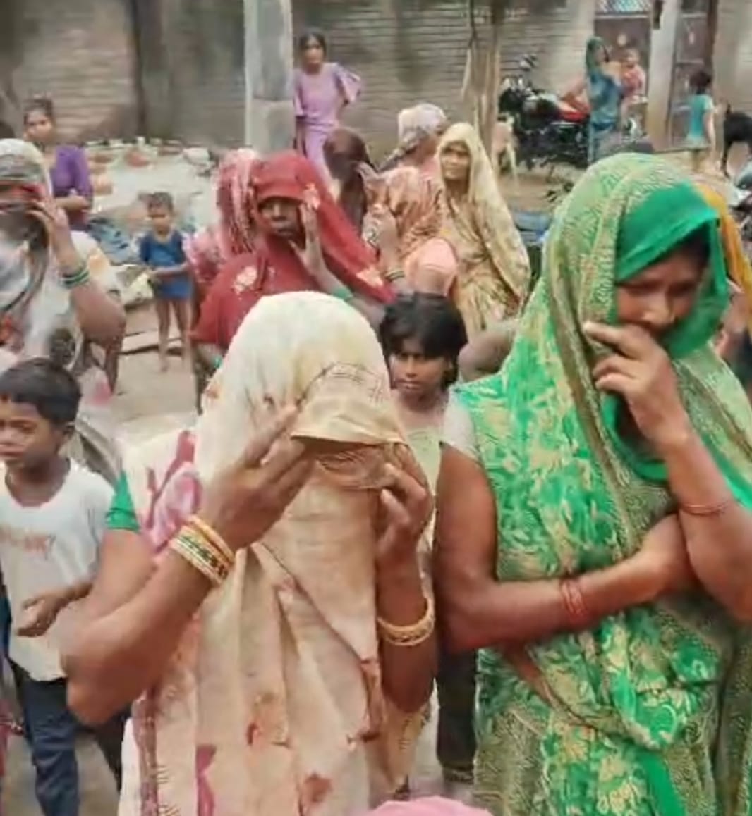 फाइल फोटो कार्तिक, बालक की मौत से रामपुर गांव में गमजदा परिजन। फाइल फोटो कार्तिक, बालक की मौत से रामपुर गांव में गमजदा परिजन।