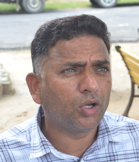 ग्रेटर नोएडा के सेक्टर ओमीक्रॉन तीन में अमर उजाला द्वारा आयोजित संवाद कार्यक्रम में सेक्टर की स
