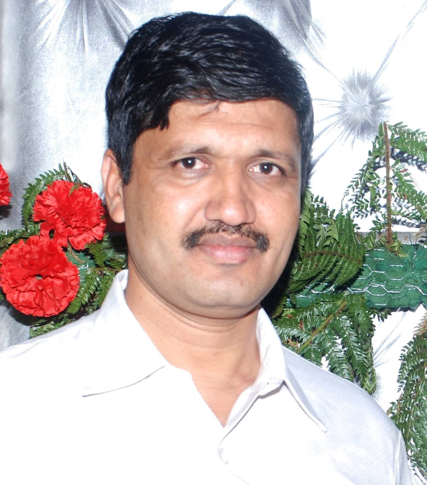 पिंजौर- नालागढ़ फोरलेन पर बद्दी के समीप फोरलेन के बीच में खड़ा बरसाती पानी- संवाद