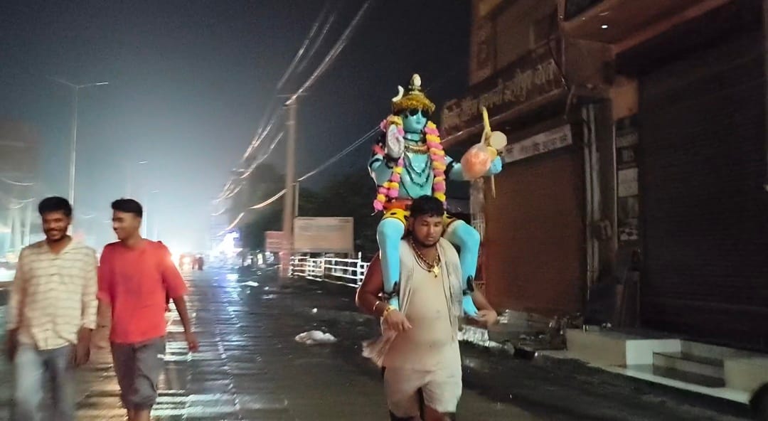 पानीपत-हरिद्वार स्टेट हाईवे पर छाया अंधेरा। संवाद पानीपत-हरिद्वार स्टेट हाईवे पर छाया अंधेरा। संवाद