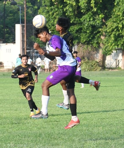टेक्ट्रो ए ने एरो क्लब को 2-0 से हराया टेक्ट्रो ए ने एरो क्लब को 2-0 से हराया