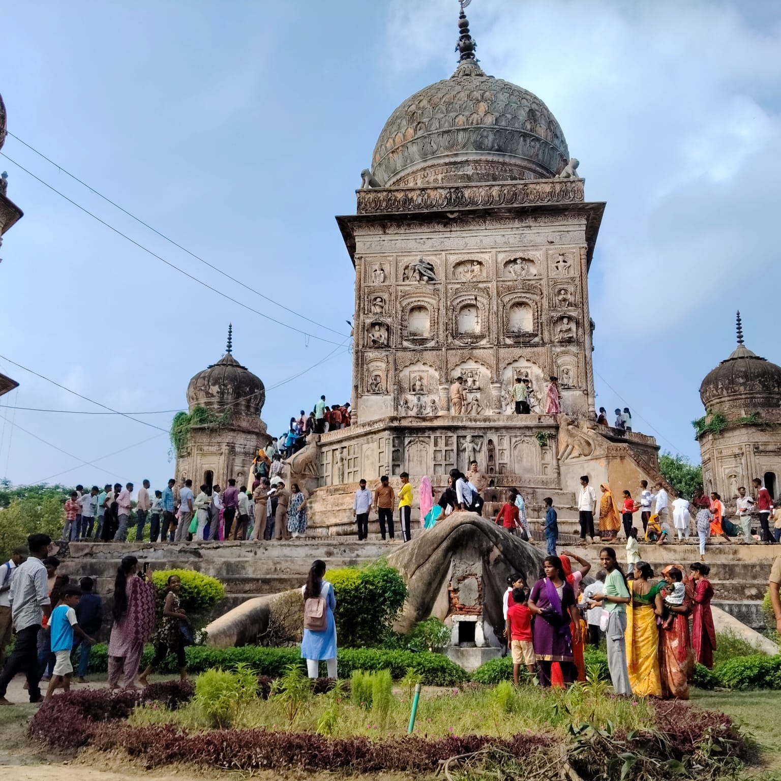 बरबर में बच्चों की कांवड़ यात्रा। संवाद