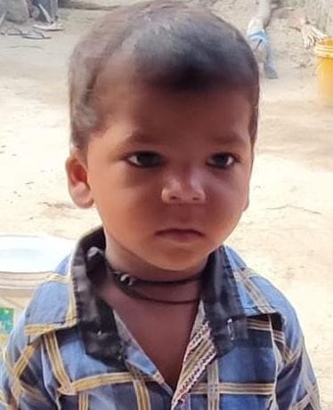 फोटो 12 - थाना क्षेत्र के गांव नगला परसी में सर्पदंश से हुई मासूम की मौत पर पंचनामा कार्रवाई कर फोटो 12 - थाना क्षेत्र के गांव नगला परसी में सर्पदंश से हुई मासूम की मौत पर पंचनामा कार्रवाई कर
