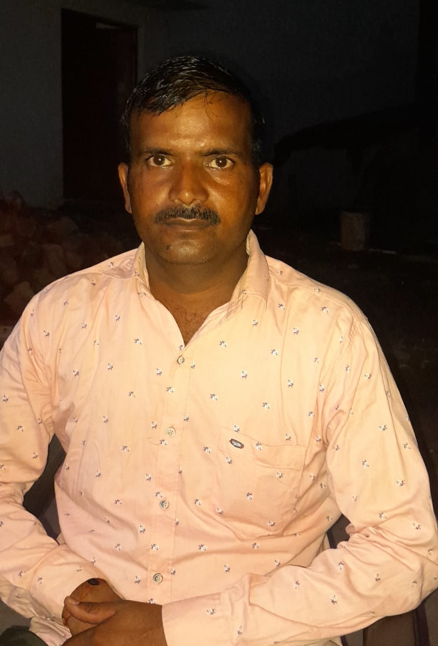 गांव गौरामई में कछला से जल लेने जाने को  ट्रॉली पर तैयार डीजे। संवाद