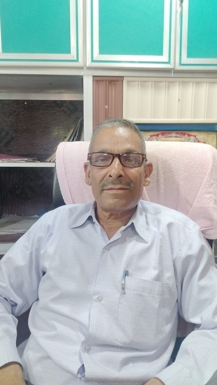 रेणु शर्मा,निवासी चकमोह।