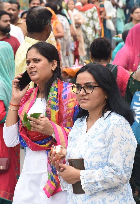 हर हर महादेव से गूंजे शिवालय