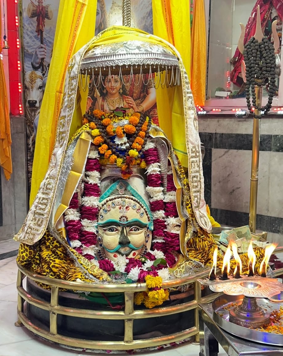हर हर महादेव से गूंजे शिवालय
