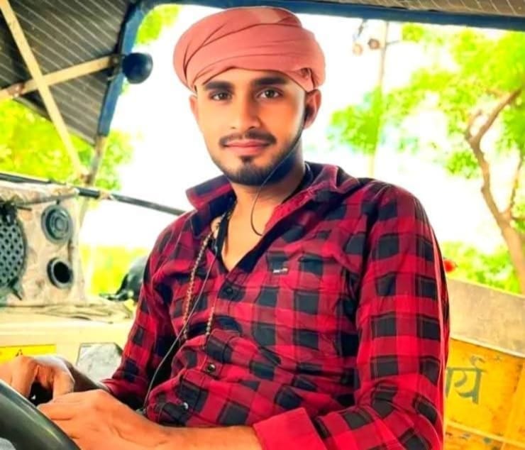 औड़िहार में हुए सड़क हादसे में मौत की खबर में----मृतक राजू यादव की फाइल फोटो। स्रोत- परिजन