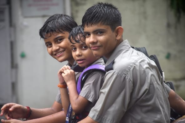 राजधानी में दोपहर को कई इलाकों में बारिश हुई। 