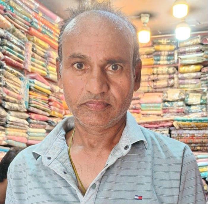 बद्दी साई मार्ग पर दुकानों के आगे खोदी गई नाली- संवाद बद्दी साई मार्ग पर दुकानों के आगे खोदी गई नाली- संवाद
