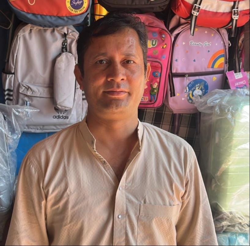 बद्दी साई मार्ग पर दुकानों के आगे खोदी गई नाली- संवाद बद्दी साई मार्ग पर दुकानों के आगे खोदी गई नाली- संवाद