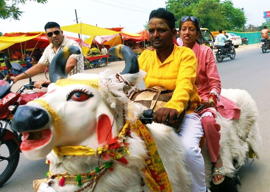 सावन की शिवरात्रि पर श्री रुद्र बालाजी धाम पर कार्यक्रम में शामिल महिलाएं। स्रोत: आयोजक