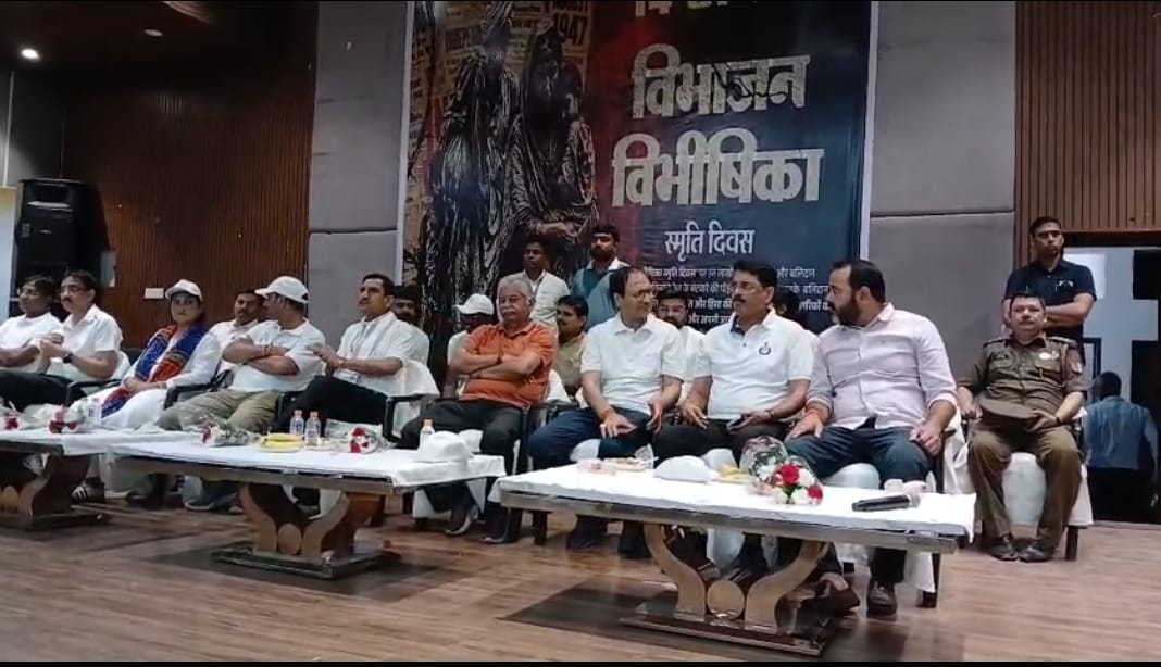 15अगस्त की तैयारी पूरी 15अगस्त की तैयारी पूरी