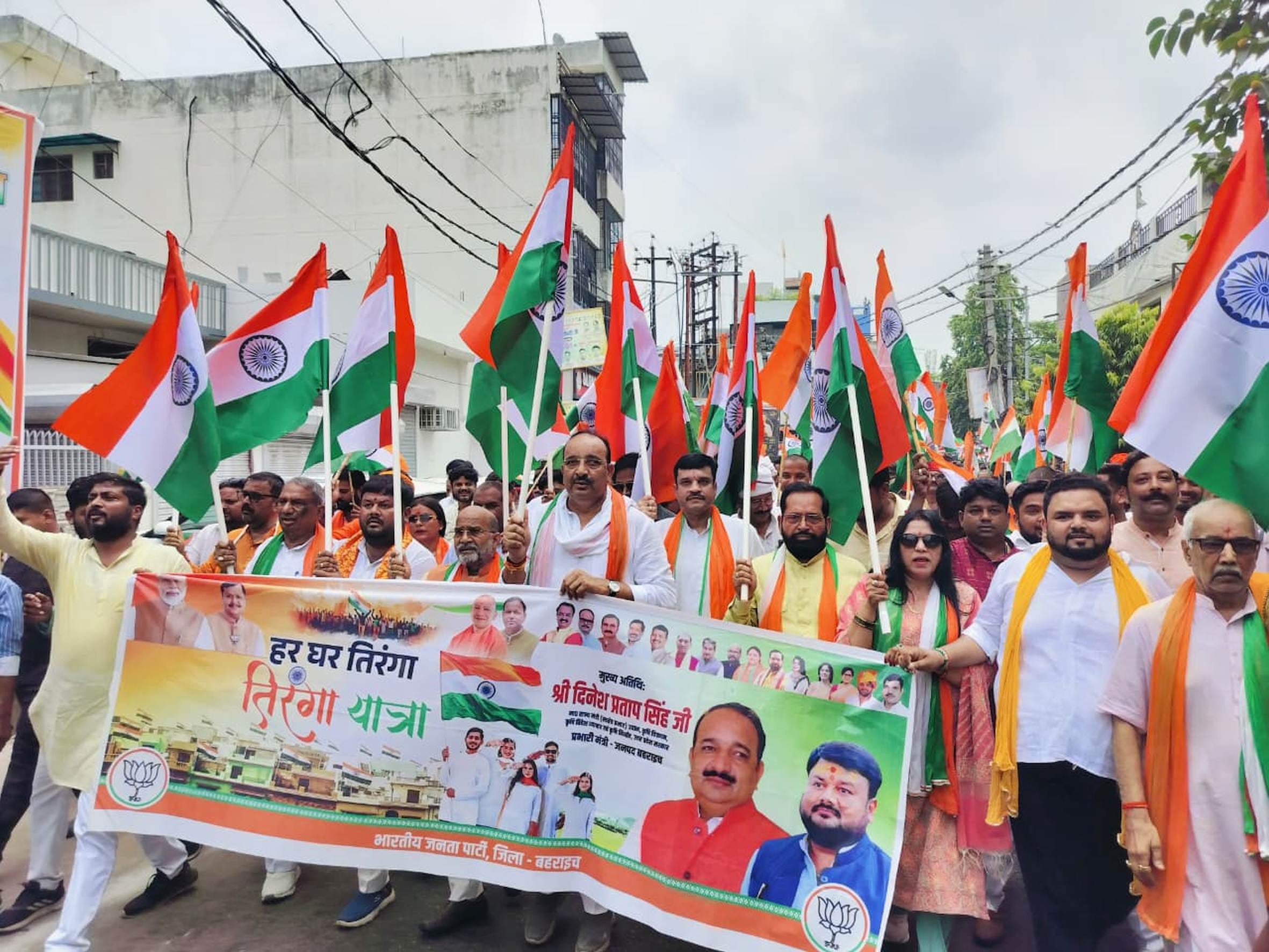 जिलेभर में निकाली गईं तिरंगा यात्राएं। जिलेभर में निकाली गईं तिरंगा यात्राएं।