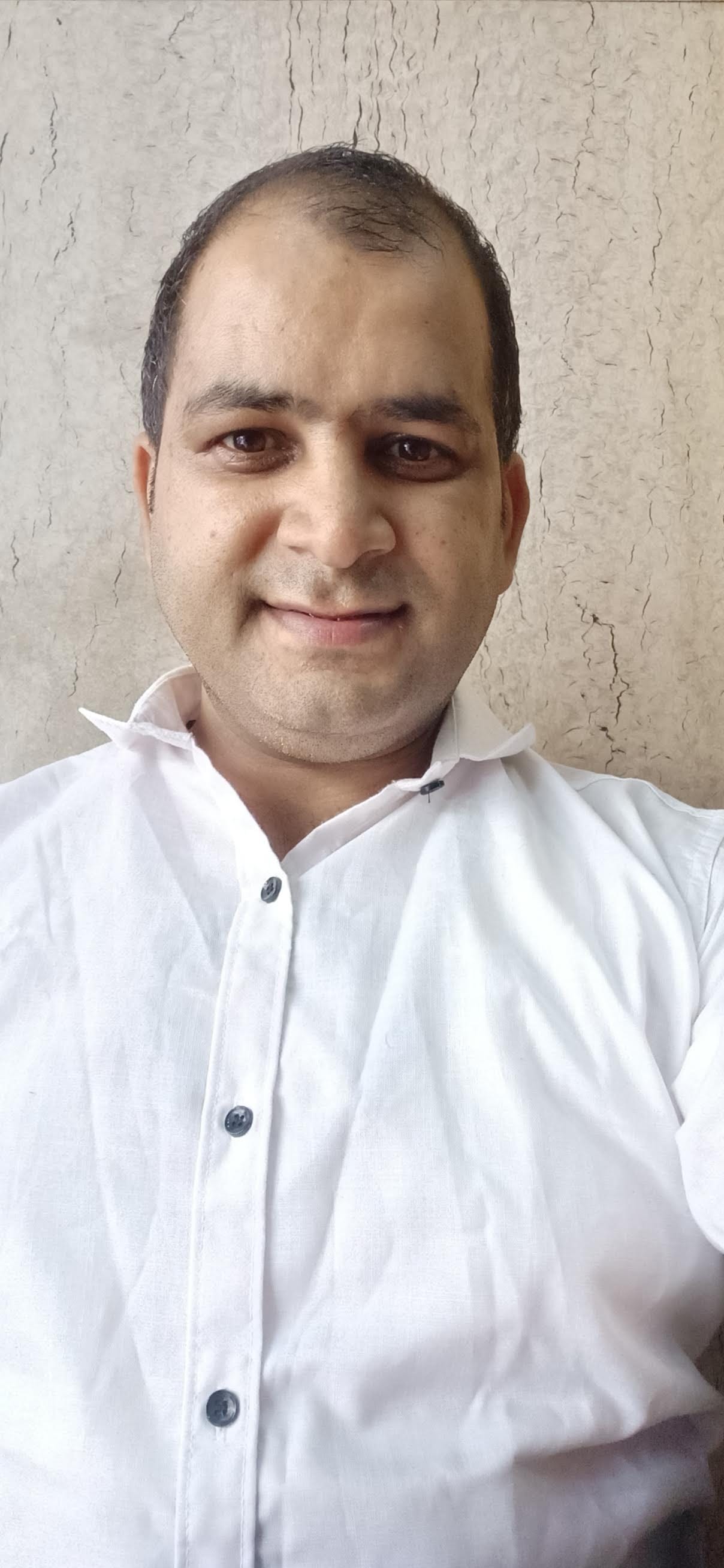 निर्माणाधीन एनएच-03 के तहत कोट के समीप गड्ढों में डाली बजरी निकली बाहर। संवाद निर्माणाधीन एनएच-03 के तहत कोट के समीप गड्ढों में डाली बजरी निकली बाहर। संवाद
