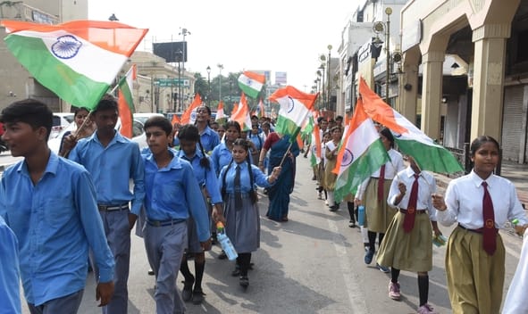 पदयात्रा में गूंजा वंदे मातरम