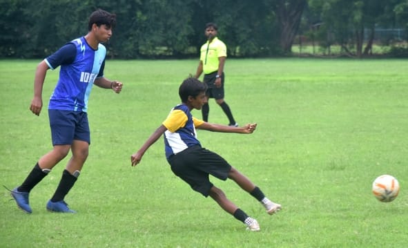 आईसीएसई फाइनल में, एलएमसी-बी को दी मात आईसीएसई फाइनल में, एलएमसी-बी को दी मात