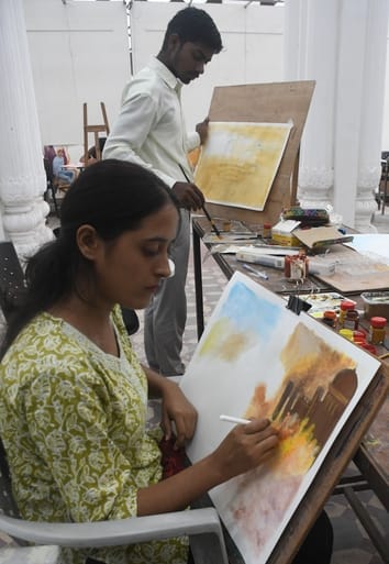 कलाकृतियों में दिखी विभाजन की पीड़ा