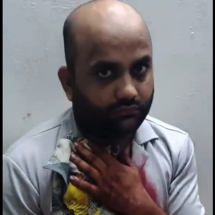 नगीना के ग्राम मनसा में बंद पड़े मकान में चोरों के घुसने के बाद बिखरा पड़ा सामान। स्रोत ग्रामीण