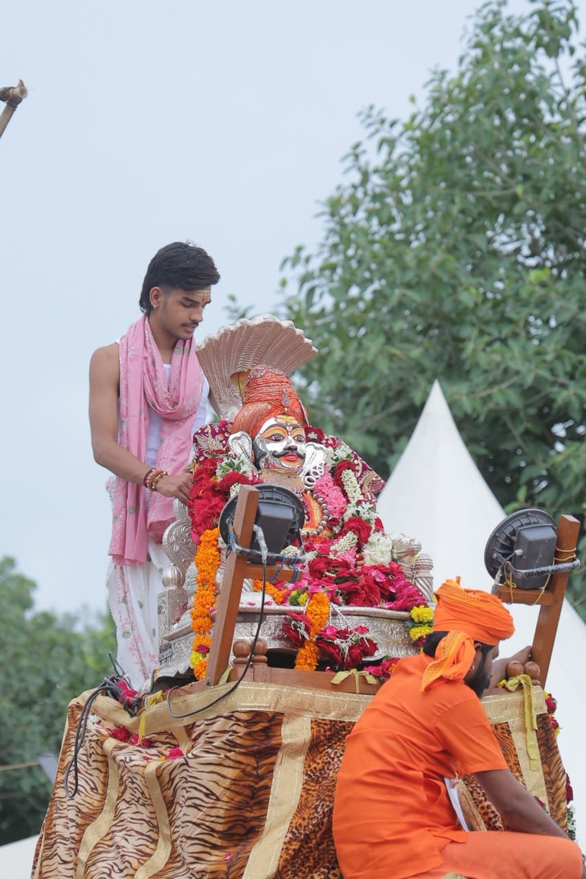 ऐसे निकली बाबा महाकाल की सवारी